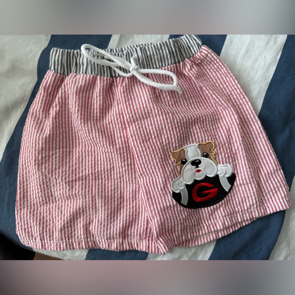 Georgia Bulldogs Seersucker Shorts wi th appliqué patch NWOT